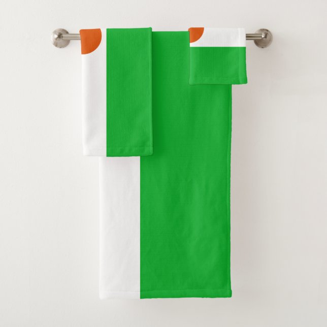 Niger Flag Bath Towel Set (Insitu)
