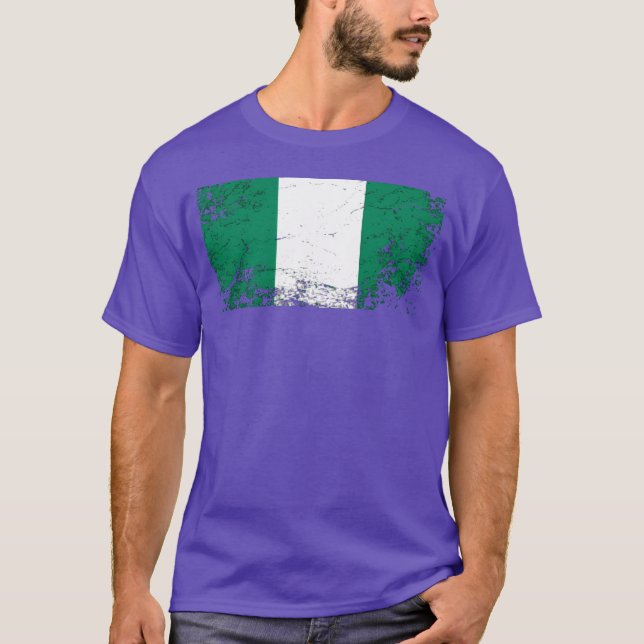 Nigerian National Flag Vintage retro T-Shirt (Front)