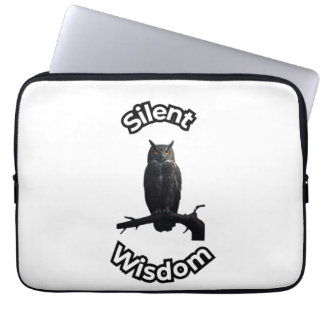 **Night Forest Owl – Realistic Nocturnal Owl Illu Laptop Sleeve