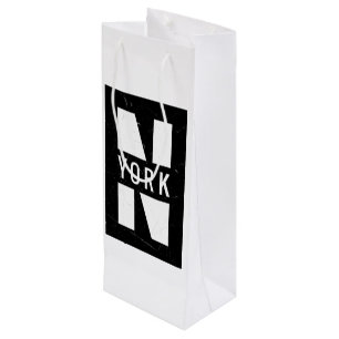 Night New York Wine Gift Bag