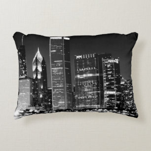 Night view of Chicago's famous cityscape Decorative Cushion