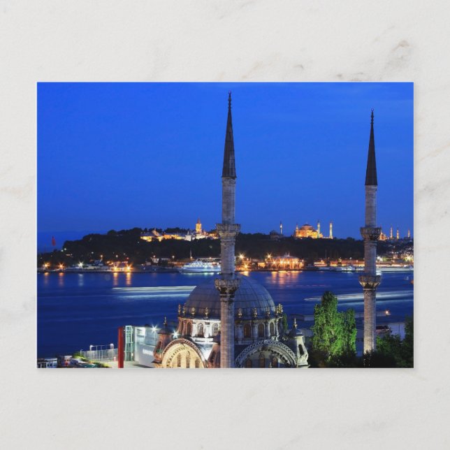 Night view of popular places of Istanbul Postcard (Front)