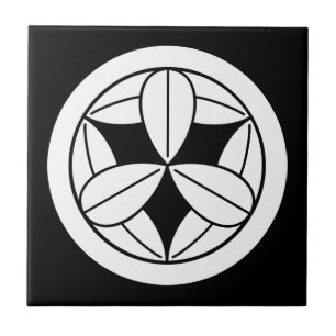 Nine bamboo leaves in circle tile