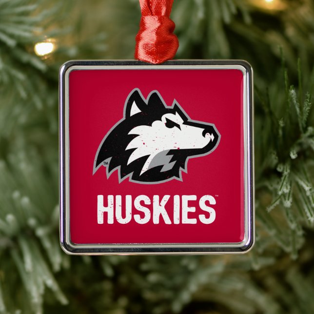 NIU Huskies Distressed Metal Tree Decoration (Tree)