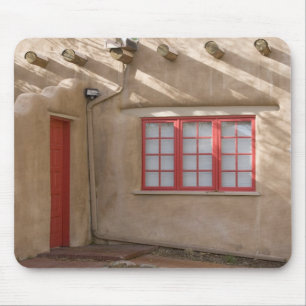 NM, New Mexico, Santa Fe, Canyon Road, legendary Mouse Mat