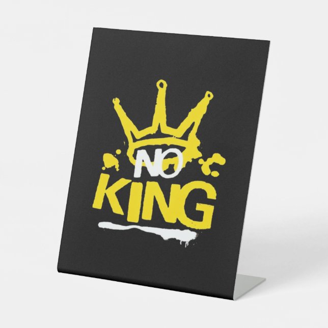 No King Vintage Style Pedestal Sign (Front)