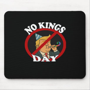 No Kings Day Vintage Classic Graphic Mouse Mat