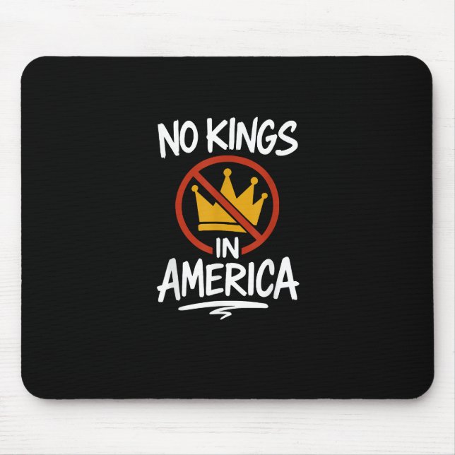 No Kings In America No Crown Minimal Clean Mouse Mat (Front)