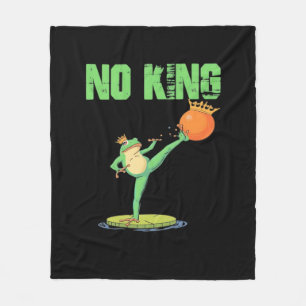 No Kings Portland Frog Protest – Funny Anti-Author Fleece Blanket