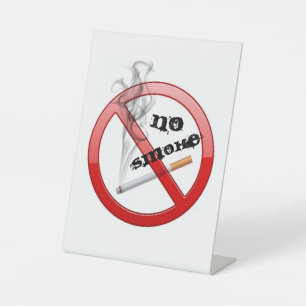 No smoke  pedestal sign
