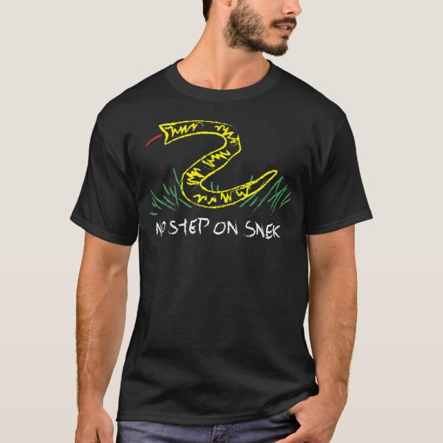 No Step On Snek Gadsden Flag T-Shirt (Front)
