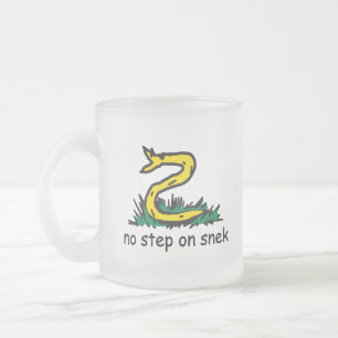 No step on snek memes Gadsden parody SnekRight Frosted Glass Coffee Mug
