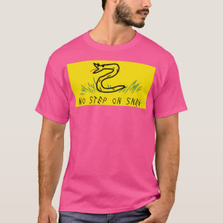 no step on snek T-Shirt