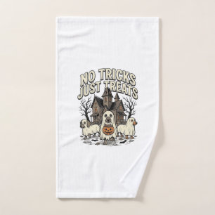 No Tricks Just Treats Halloween Dachshund Ghost De Hand Towel