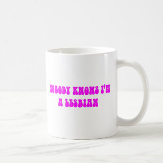 NOBODY KNOWS I'M A LESBIAN COFFEE MUG