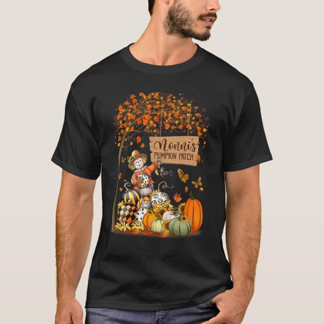 Nonni's Pumpkin Patch Fall Leaves Scarecrow Thanks T-Shirt (Front)