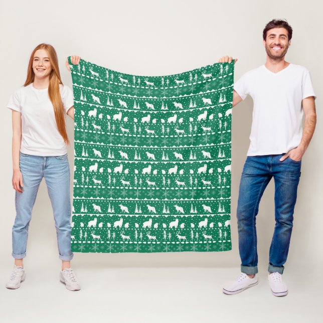 Nordic Sweater White Winter Animals Green Fleece Blanket (In Situ)
