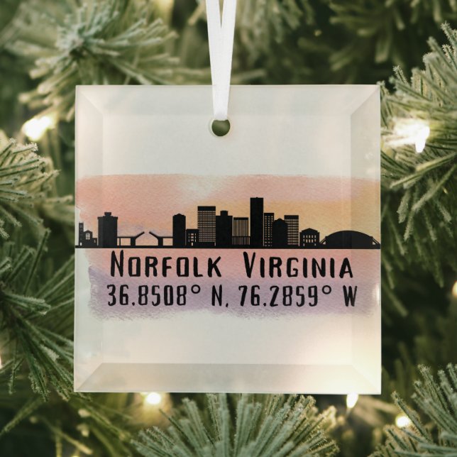 Norfolk VA City Skyline Glass Tree Decoration (Insitu)