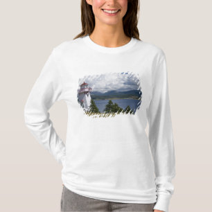 North America, Canada, Newfoundland and 2 T-Shirt