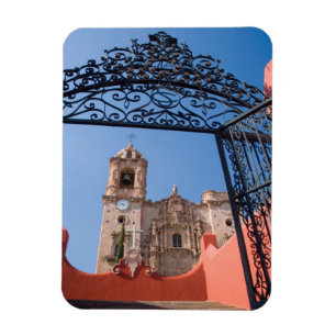 North America, Mexico, Guanajuato State. The Magnet