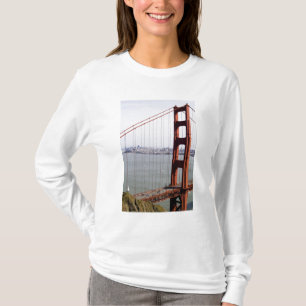 North America, USA, California, San Francisco. T-Shirt