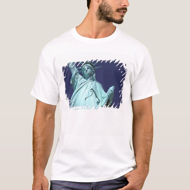 North America, USA, New York, New York City. 7 T-Shirt (Front)