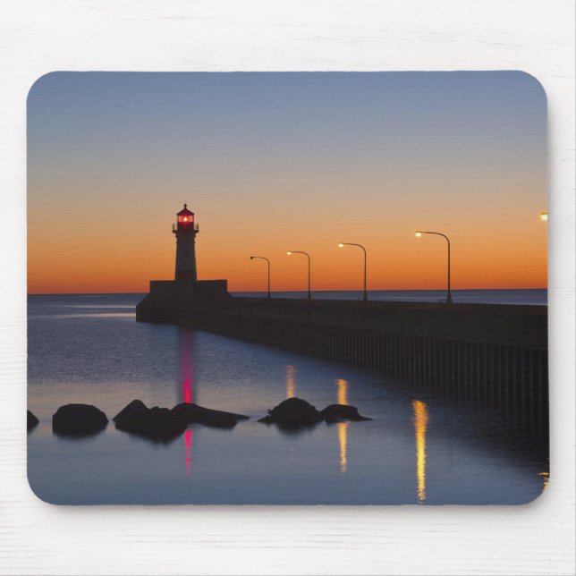 North pier Lighthouse in Duluth, Minnesota, Mouse Mat (Front)