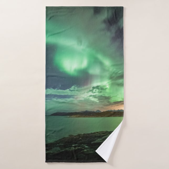 Northern Lights Norway Bath Towel (Bath Towel)