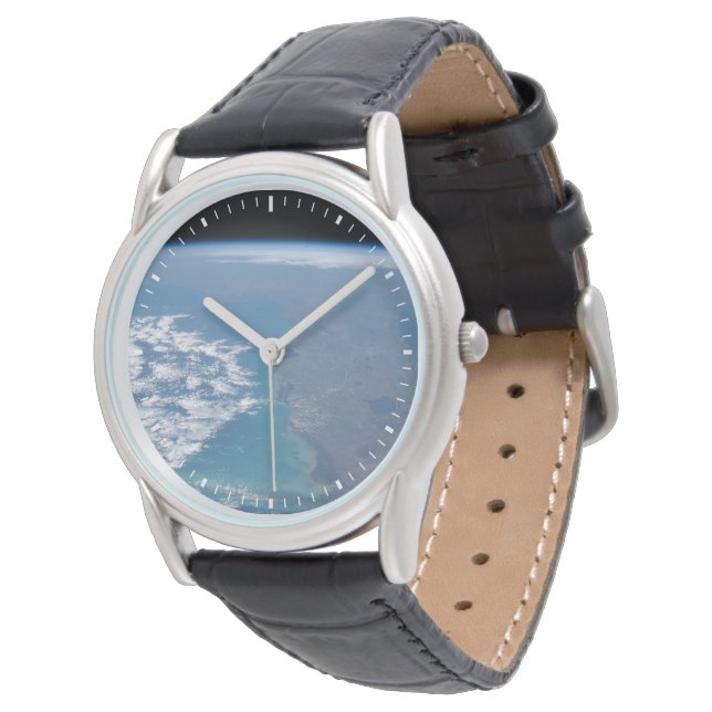 Northward The Florida Peninsula. Watch (Angled)