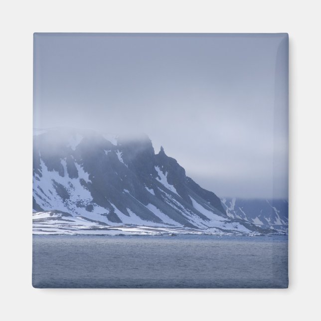 Norway, Arctic Circle, North Atlantic Ocean. Magnet (Front)