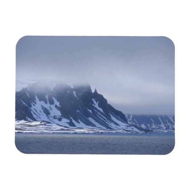 Norway, Arctic Circle, North Atlantic Ocean. Magnet (Horizontal)