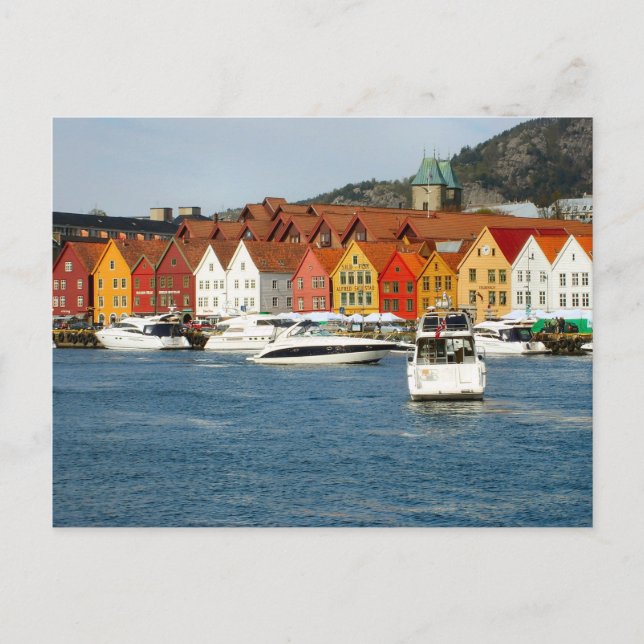 Norway, Painted houses on the waterfront Postcard (Front)