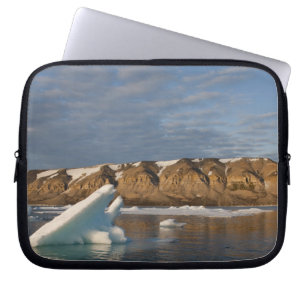 Norway, Svalbard, Spitsbergen Island, Setting Laptop Sleeve