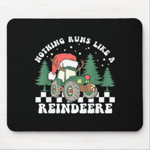 Nothing Runs Like A Reindeer Funny Christmas Famil Mouse Mat