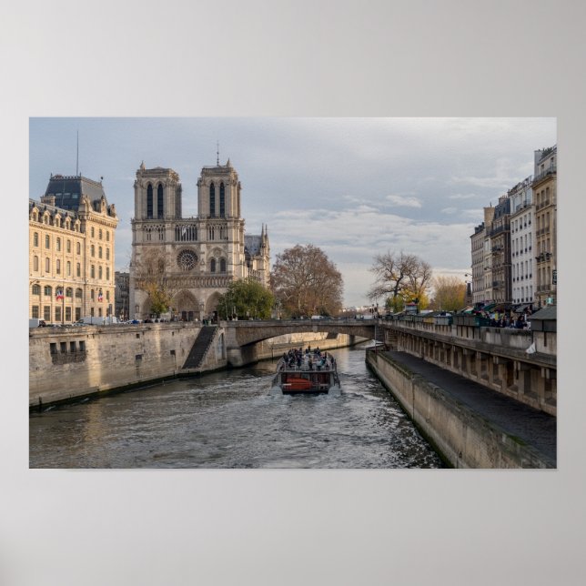 Notre Dame de Paris, France Poster (Front)