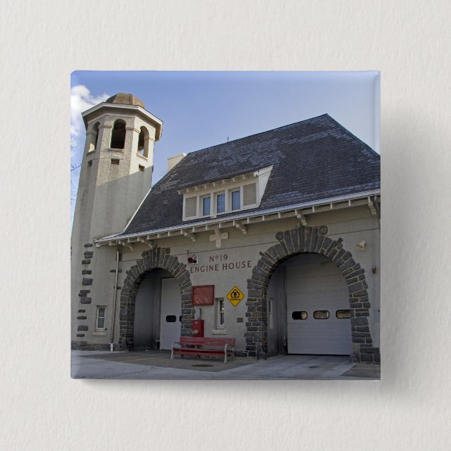 Number 19 Engine House in Washington, D.C. 15 Cm Square Badge (Front)