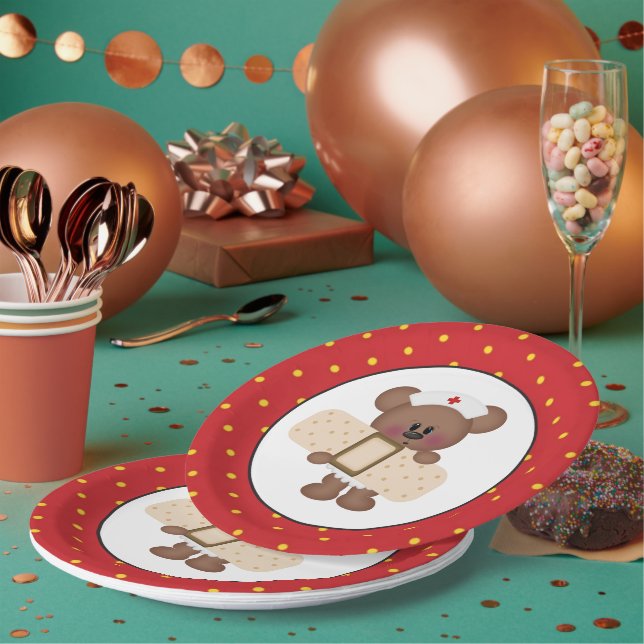 Nurse bear party paper plate (Multi)
