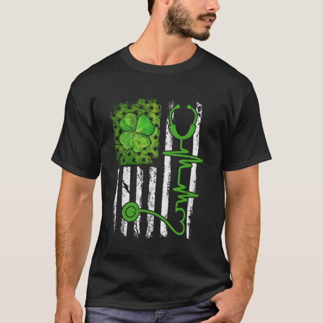 Nurse Heartbeat Shamrock US Flag Stethoscope St Pa T-Shirt (Front)