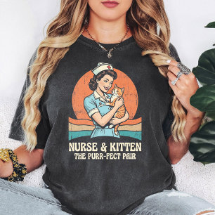 Nurse & Kitten The Purr-Fect Pair Retro Vintage T-Shirt