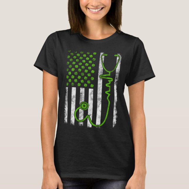 Nurse Shamrock US Flag Stethoscope Heartbeat St Pa T-Shirt (Front)