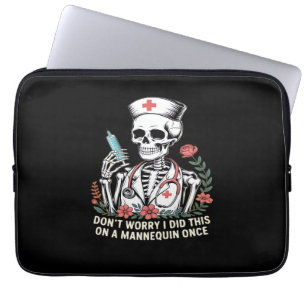 Nurse Skeleton Joke Humor Halloween Essential T-Sh Laptop Sleeve