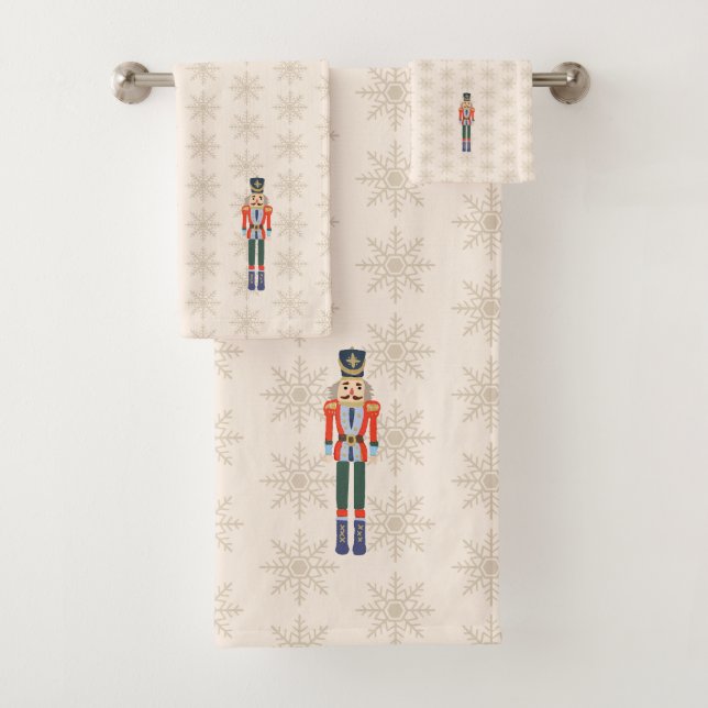 Nutcracker Snowflake Pattern Holiday Bath Towel Set (Insitu)