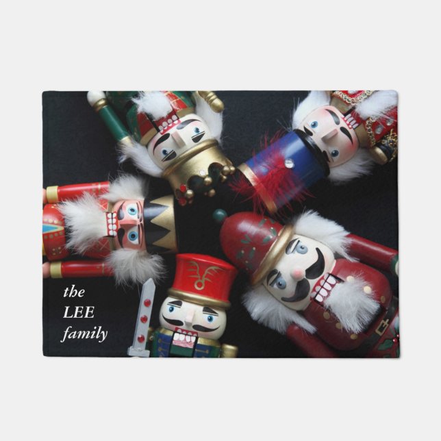 Nutcrackers heads together doormat (Front)