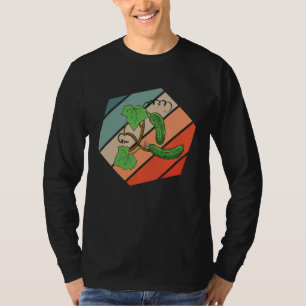 Nutritionist Cucumber for Dietician and Vegan T-Shirt