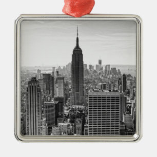 NY City Skyline Emp St Bldg, WTC BW Metal Tree Decoration