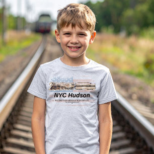NYC Dreyfuss Hudson Locomotive. American flag T-Shirt