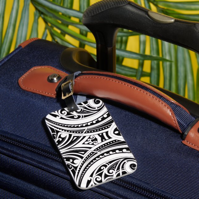 NZKULTURE unique Māori design  Luggage Tag (Front Insitu 1)