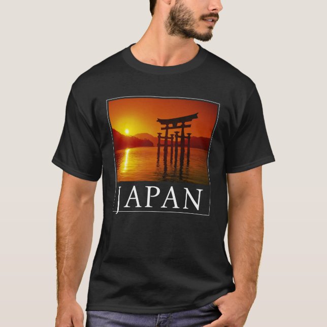 O-Torii Gate, Itsukushima Shrine | Miyajima, Japan T-Shirt (Front)