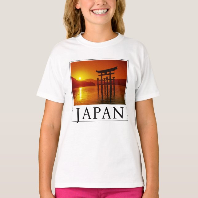 O-Torii Gate, Itsukushima Shrine | Miyajima, Japan T-Shirt (Front)