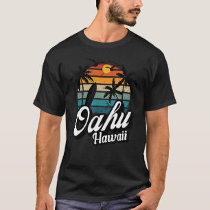 Oahu Hawaii Palm Tree Surf Reunion Vacay Retro Bea T-Shirt